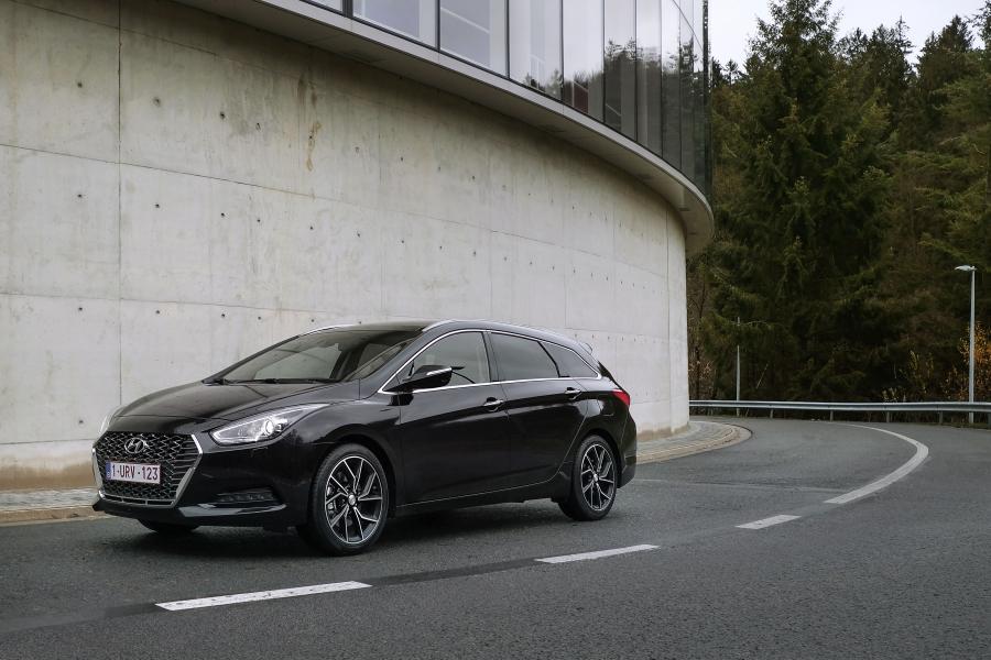  Hyundai i40 Wagon 2018 года  (WW) (фото 6 из 16)